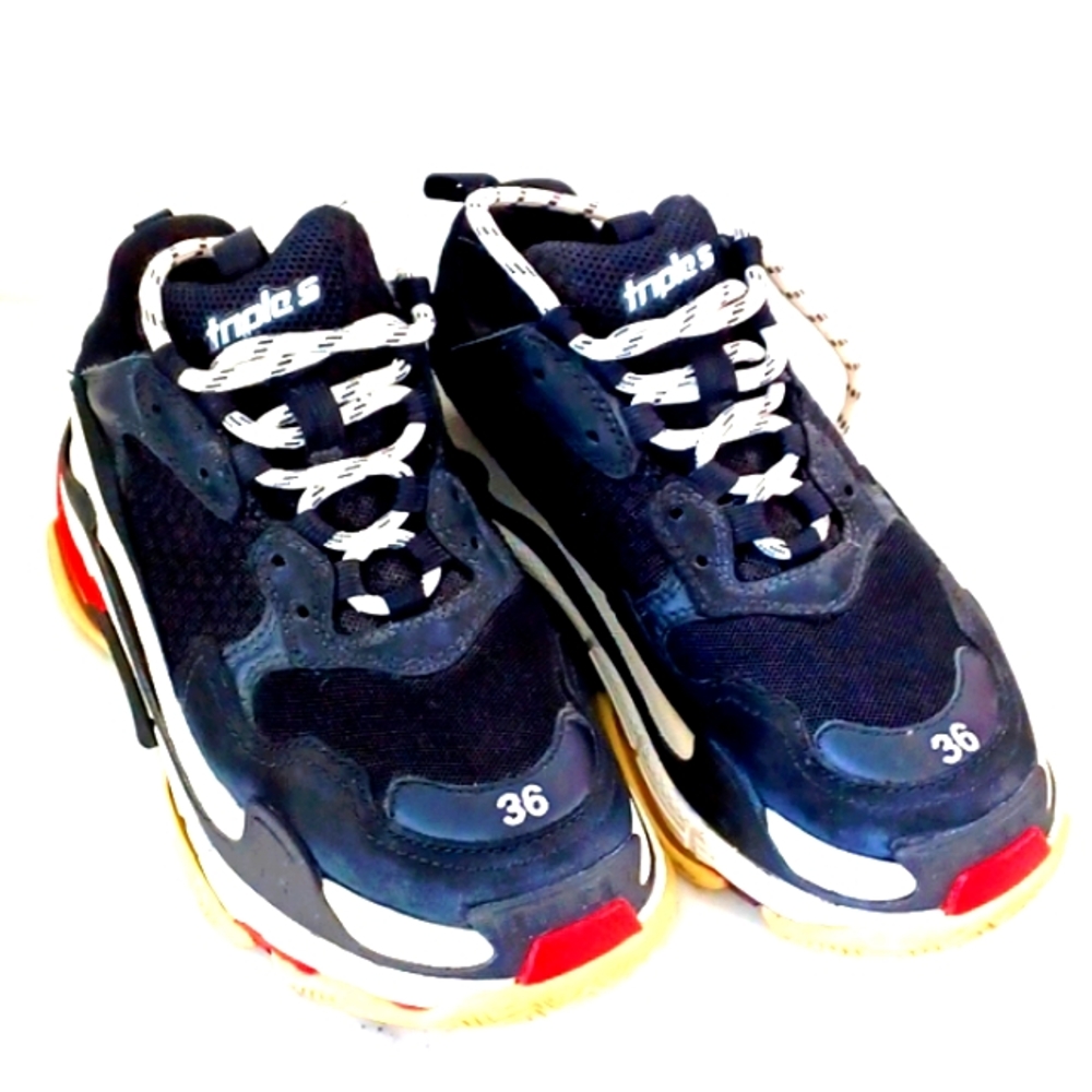 BALENCIAGA Triple  Sneakers. Size 36 (US 5.5)